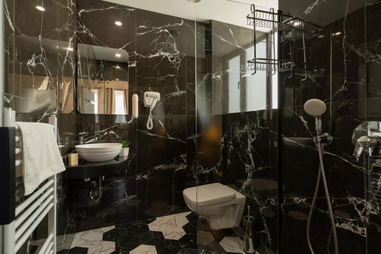 Tsarevets Boutique & Велико Търново